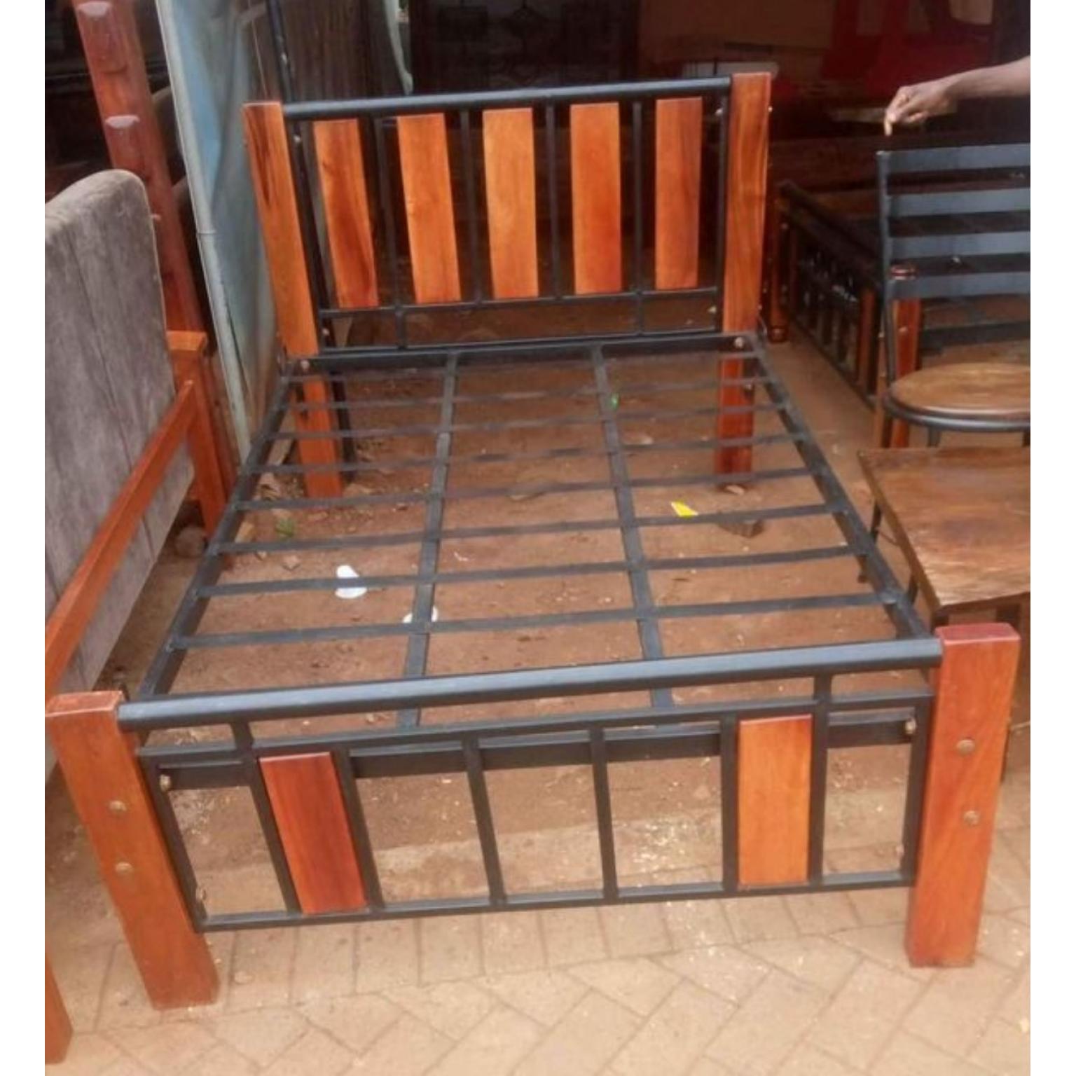 Wooden 4x6 Bed - Code: LPPF045